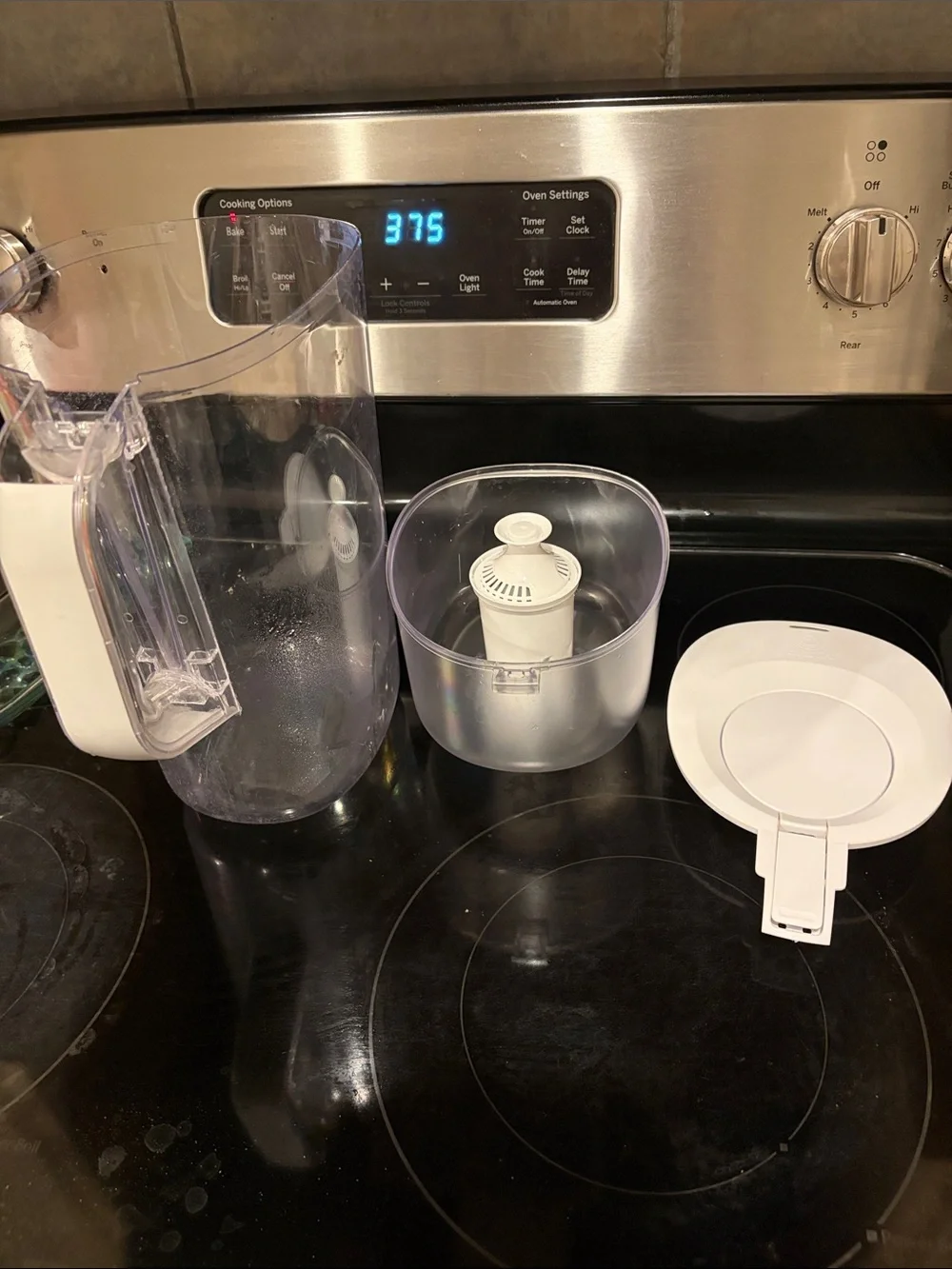 Brita White Water Filter Pitcher with Lid and Handle